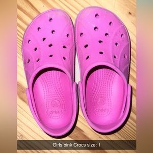 Girl’s pink Crocs size 1